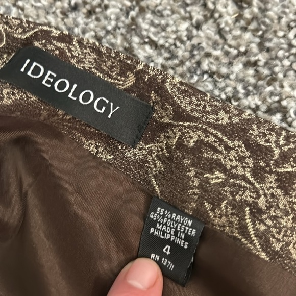 IDEOLOGY Skirt - Picture 2 of 8